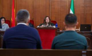 Imágenes de la Audiencia de Sevilla, en un juicio contra un teniente de la Guardia Civil, acusado de presuntos delitos de tráfico de drogas.