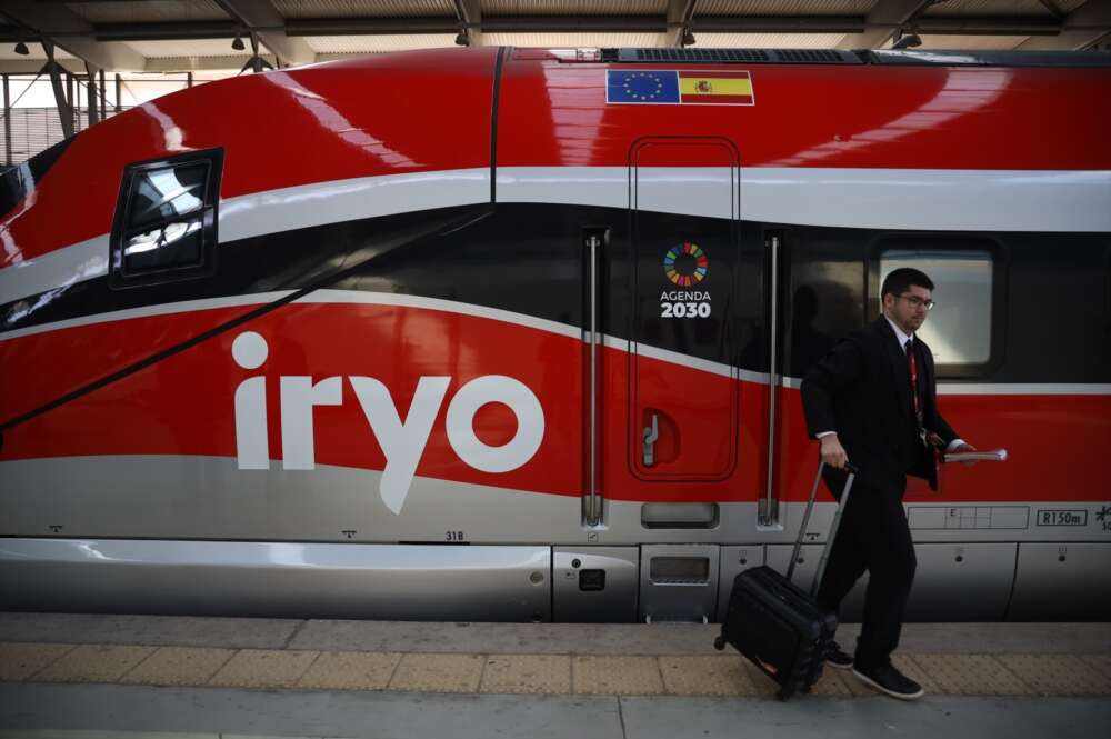 Llegada del primer tren de alta velocidad de Iryo a la estación María Zambrano de Málaga, a 31 de marzo de 2023.