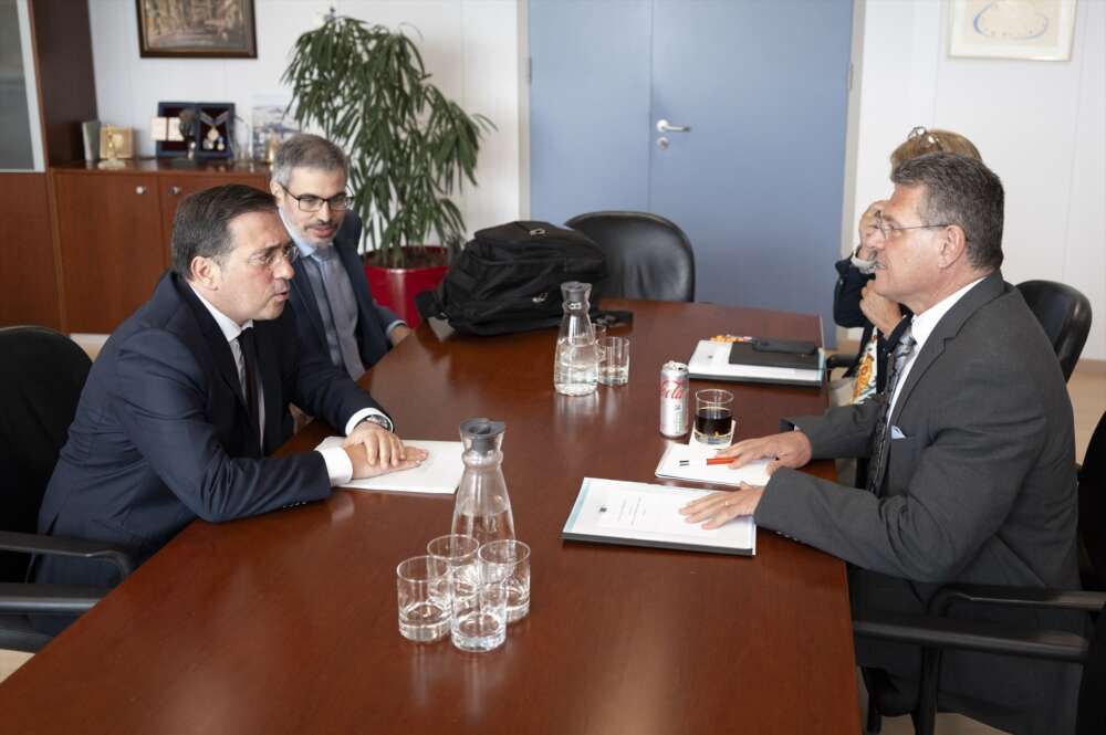 El vicepresidente de la Comisión Europea, Maros Sefcovic, y el ministro de Asuntos Exteriores, Unión Europea y Cooperación, José Manuel Albares, durante la pasada sesión negociadora del acuerdo UE-Reino Unido sobre Gibraltar, Foto: Comisión Europea