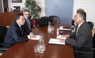 El vicepresidente de la Comisión Europea, Maros Sefcovic, y el ministro de Asuntos Exteriores, Unión Europea y Cooperación, José Manuel Albares, durante la pasada sesión negociadora del acuerdo UE-Reino Unido sobre Gibraltar, Foto: Comisión Europea