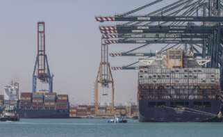 Un buque de MSC llega a Valencia tras su paso por el canal de Suez.