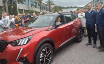 Imagen de un modelo de Peugeot 2008 producido en la planta de Stellantis en Balaídos