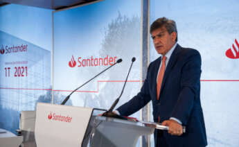 El consejero delegado del Santander, José Antonio Álvarez, dice que el esquema de remuneración de la banca es el más regulado