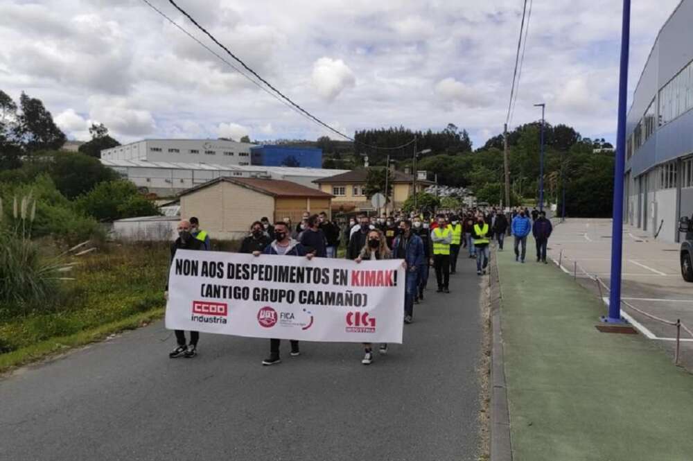 Protesta de los trabajadores del antiguo grupo Caamaño bajo el lema "No a los despidos en Kimak"