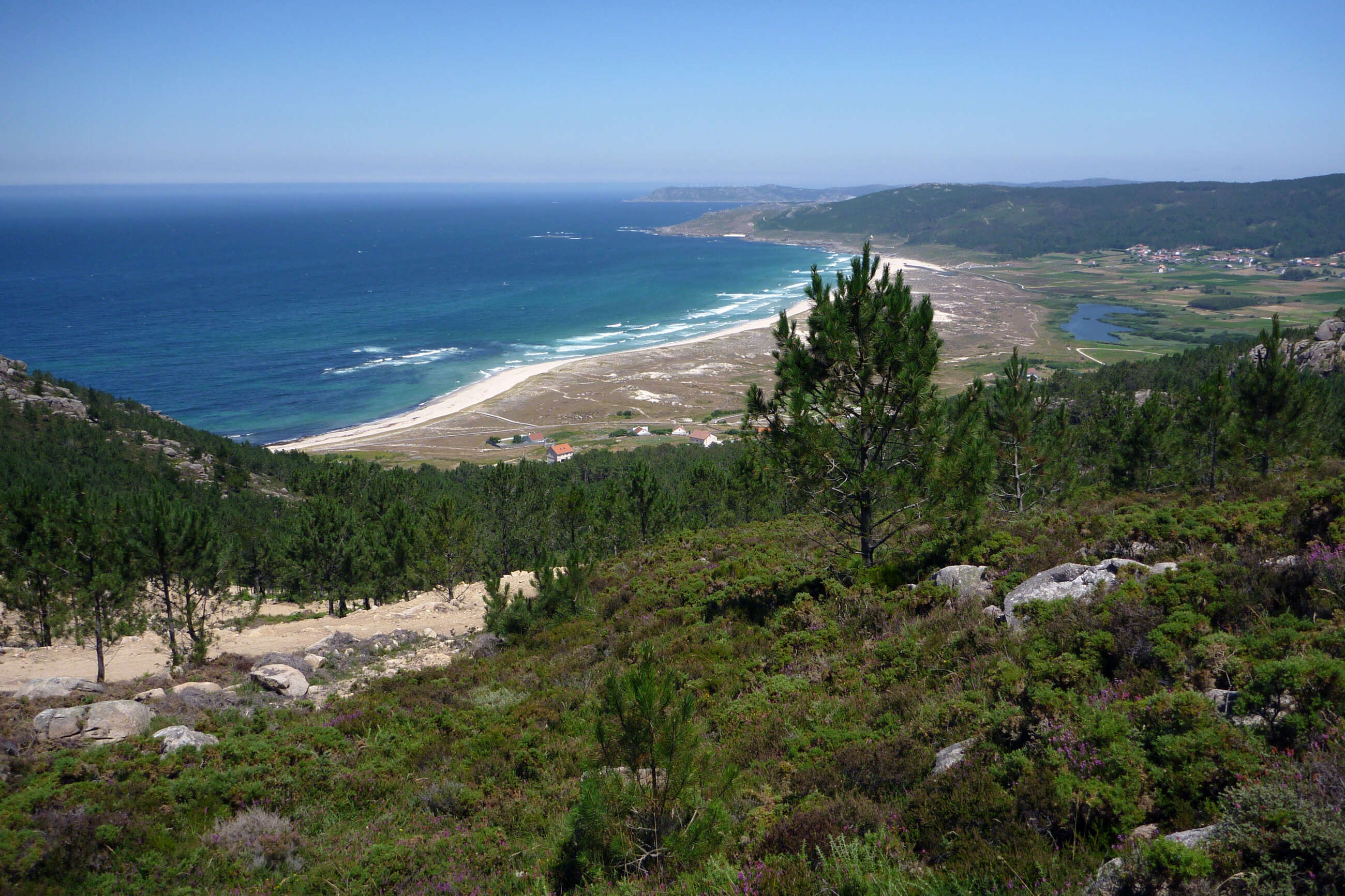 Espacio natural protegido de la laguna y dunas de Traba