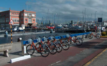 Punto de recogida y aparcamiento de la red pública de bicicletas de A Coruña