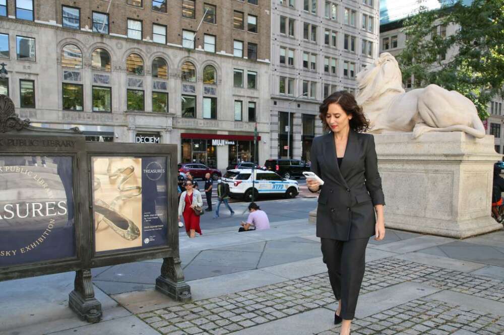 Isabel Díaz Ayuso, en Nueva York, con un traje de Zara