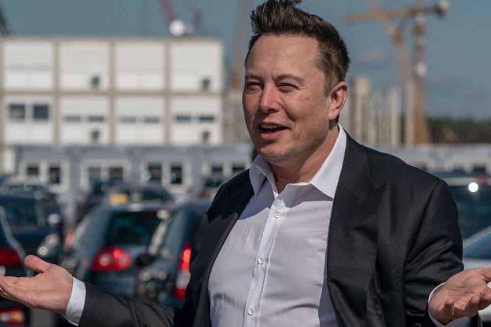 Elon Musk va camino de convertirse en la primera persona en alcanzar los 300.000 millones de dólares de patrimonio / EFE