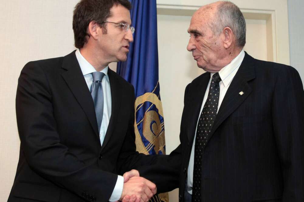 José Pereira y Alberto Núñez Feijóo durante la recepción en el año 2009 de la Medalla de Oro del Club Financiero de Vigo