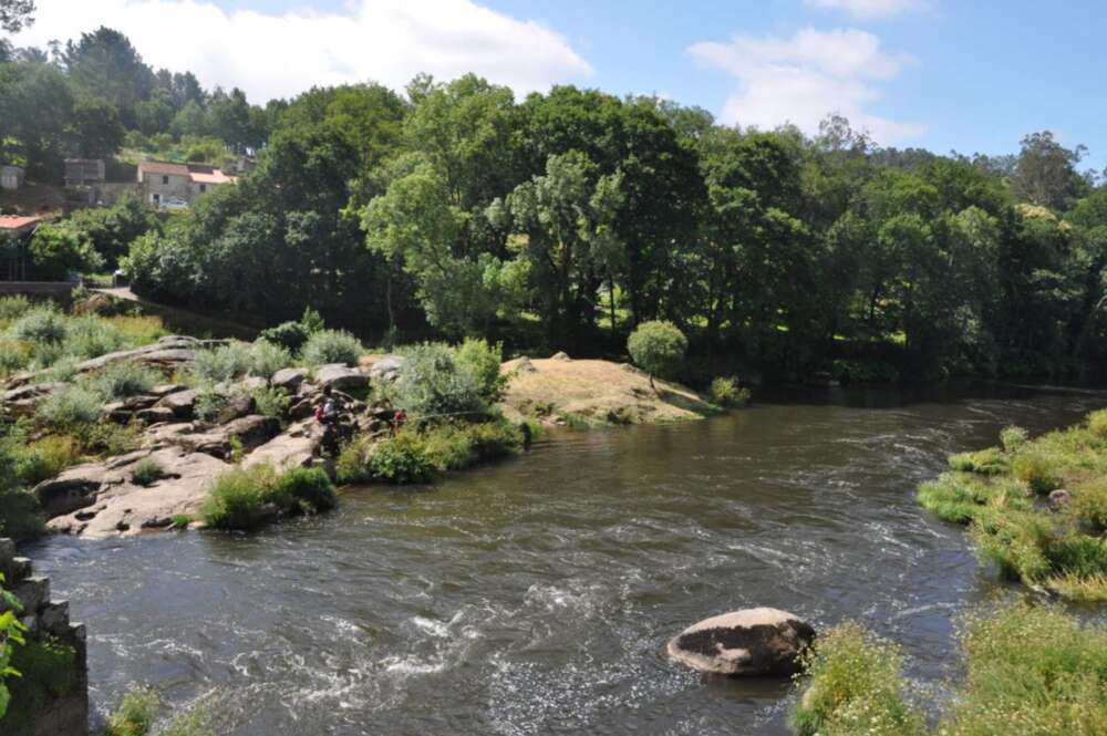 Caudal del Río Tambre a su paso por Ponte Maceira, en Negreira / Europa Press