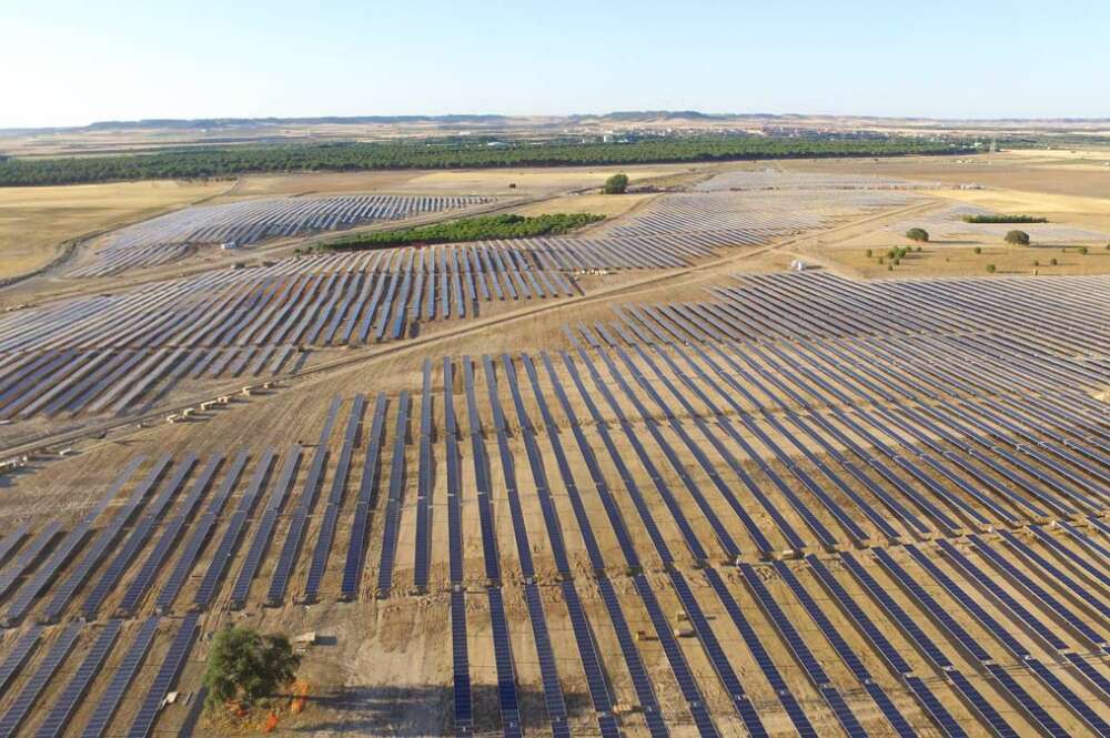 Parque solar fotovoltaico de Lantania en Tordesillas (Valladolid)