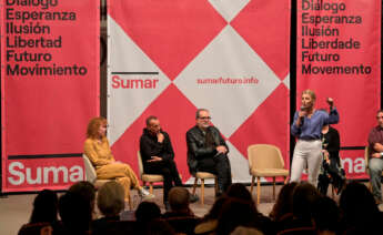 La vicepresidenta segunda del Gobierno y ministra de Trabajo y Economía Social, Yolanda Díaz, interviene durante el acto de escucha de su proyecto político 'Sumar'