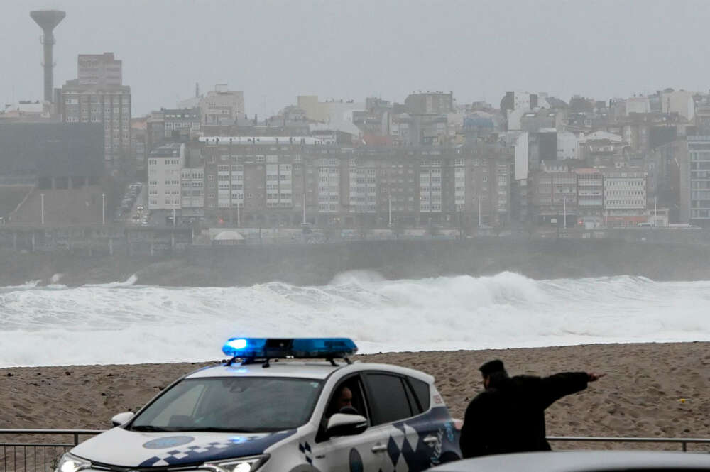 Vista del oleaje tras el paso de la borrasca Gérard, a 16 de enero de 2023, en A Coruña, Galicia (España)