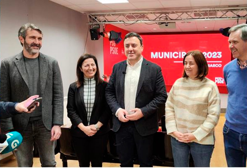 El secretario xeral del PSdeG, Valentín González Formoso, atiende a los medios tras presidir la reunión de la ponencia marco para las elecciones municipales de 2023