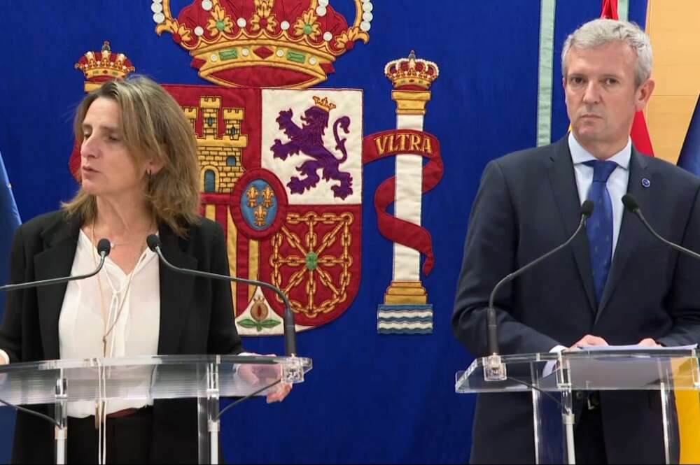 La vicepresidenta tercera, Teresa Ribera, junto al presidente de la Xunta, Alfonso Rueda, tras su reunión del pasado mes de noviembre / Europa Press