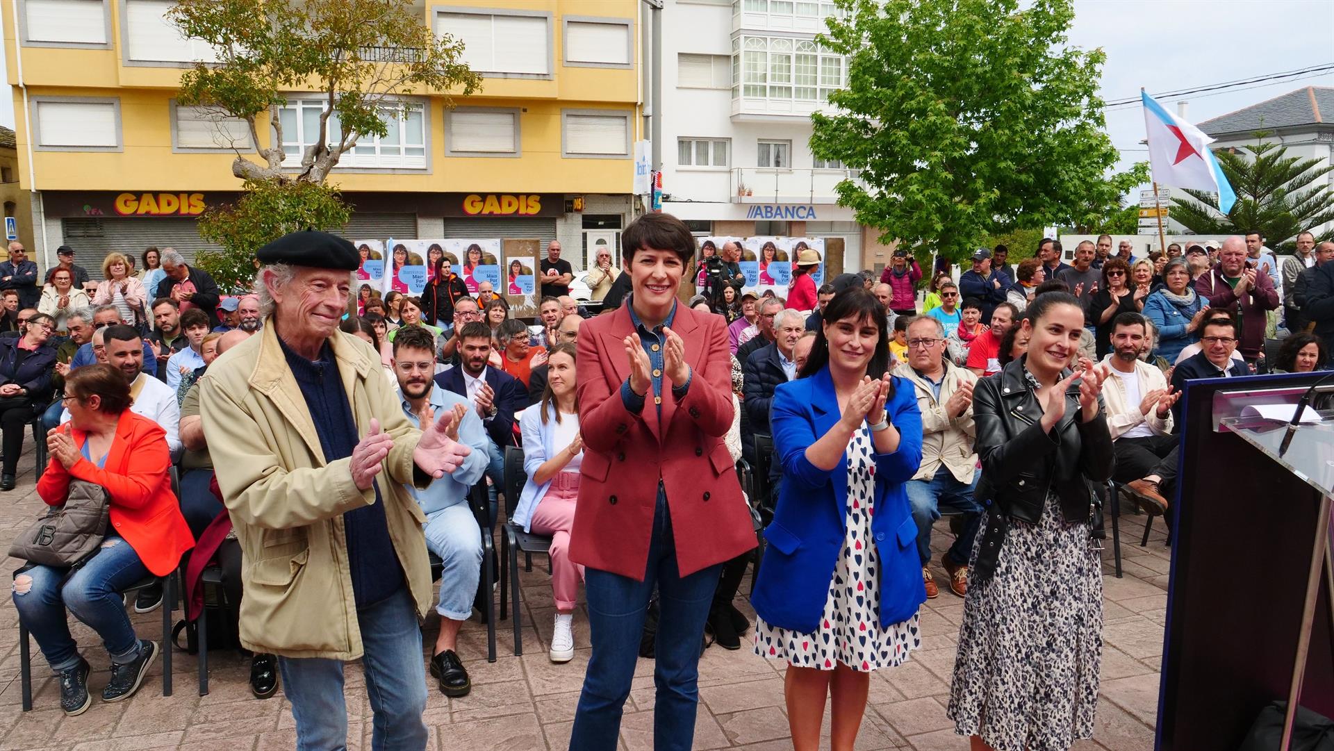 La portavoz nacional del BNG, Ana Pontón, durante un mitin electoral en Barreiros