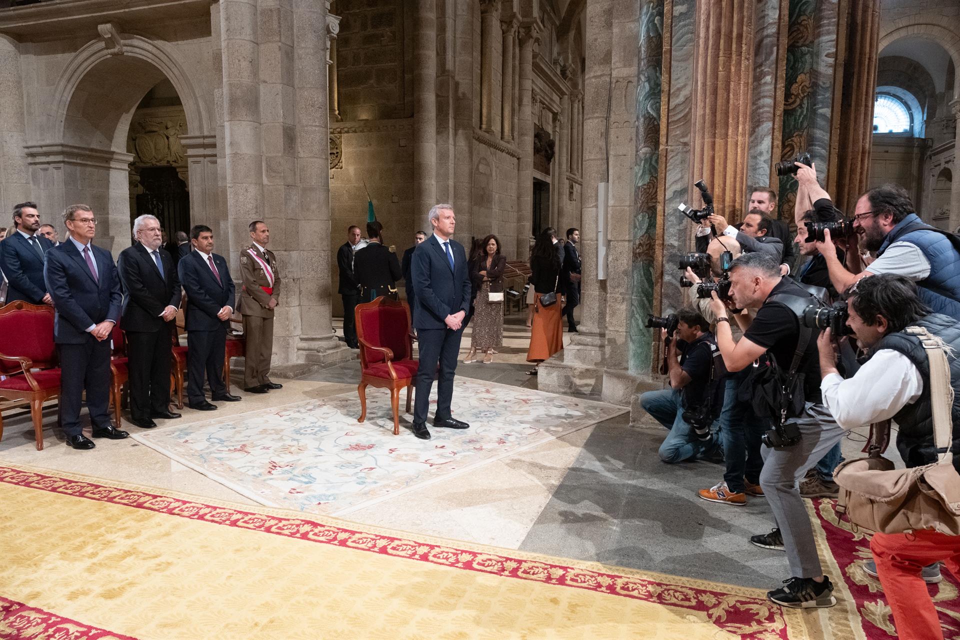 El presidente de la Xunta de Galicia, Alfonso Rueda, actúa como delegado regio en la Ofrenda al Apóstol / César Arxina (Europa Press)