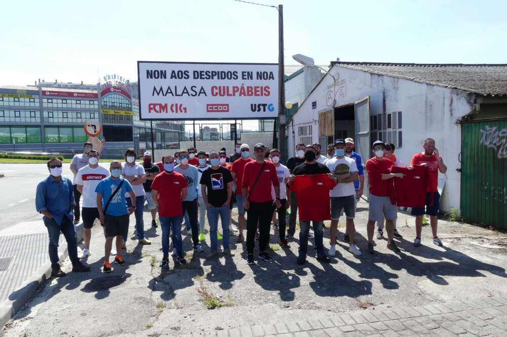 Protestas por los despidos en Noa Madera / CIG