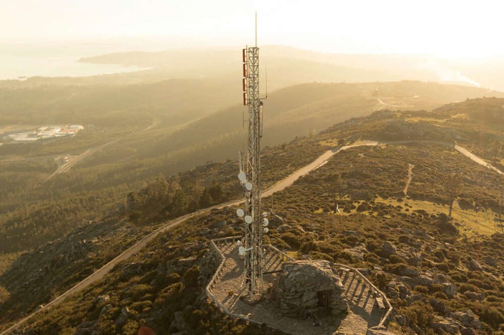 Centros de telecomunicaciones de Retegal en A Curota (A Coruña)