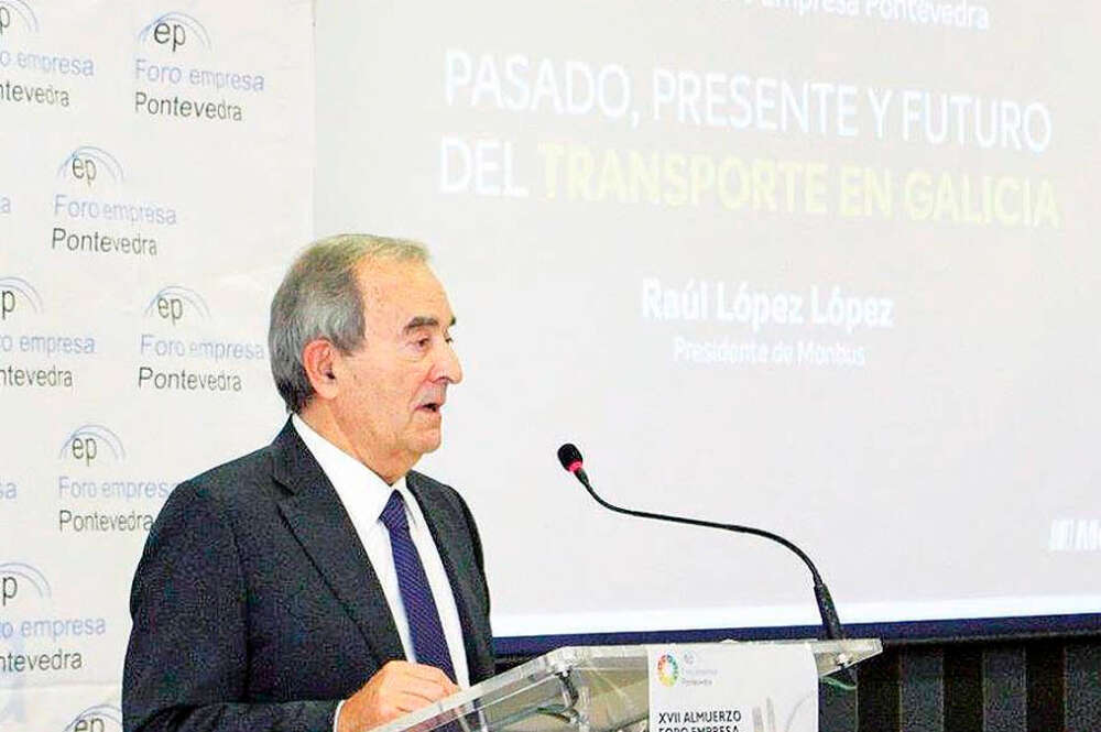 Raúl López, presidente de Monbus interviene en el Foro Empresa Pontevedra