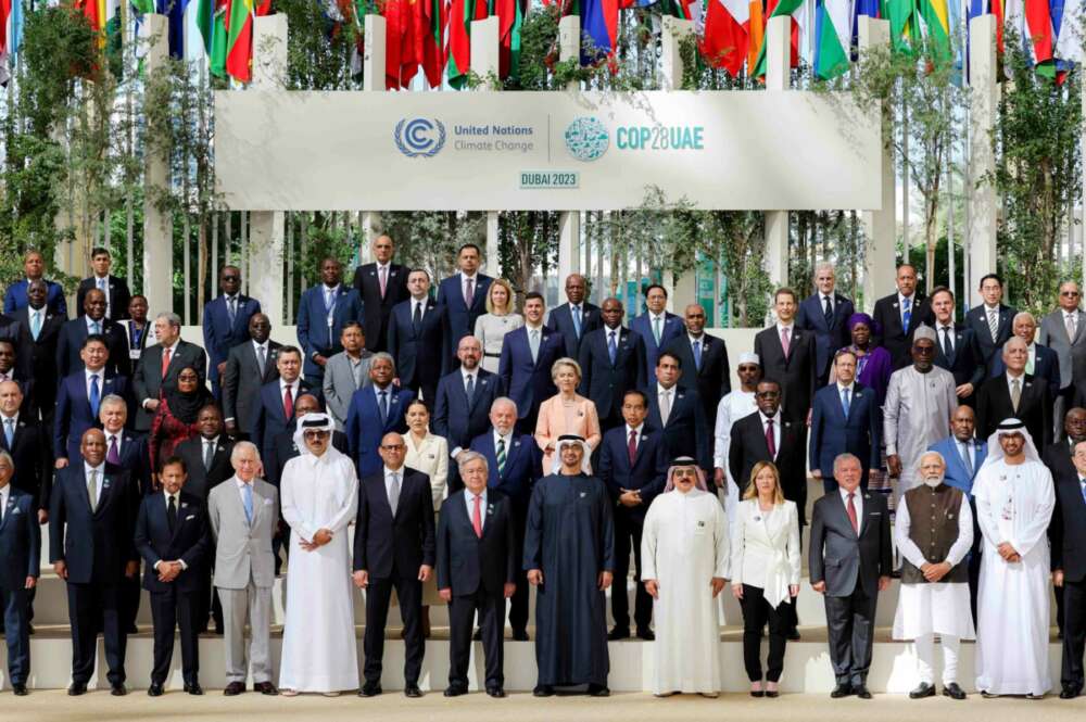 Imagen de diferentes dirigentes mundiales reunidos en la cumbre del clima COP28 que tuvo lugar en Dubai el pasado mes de diciembre / Consejo Europeo