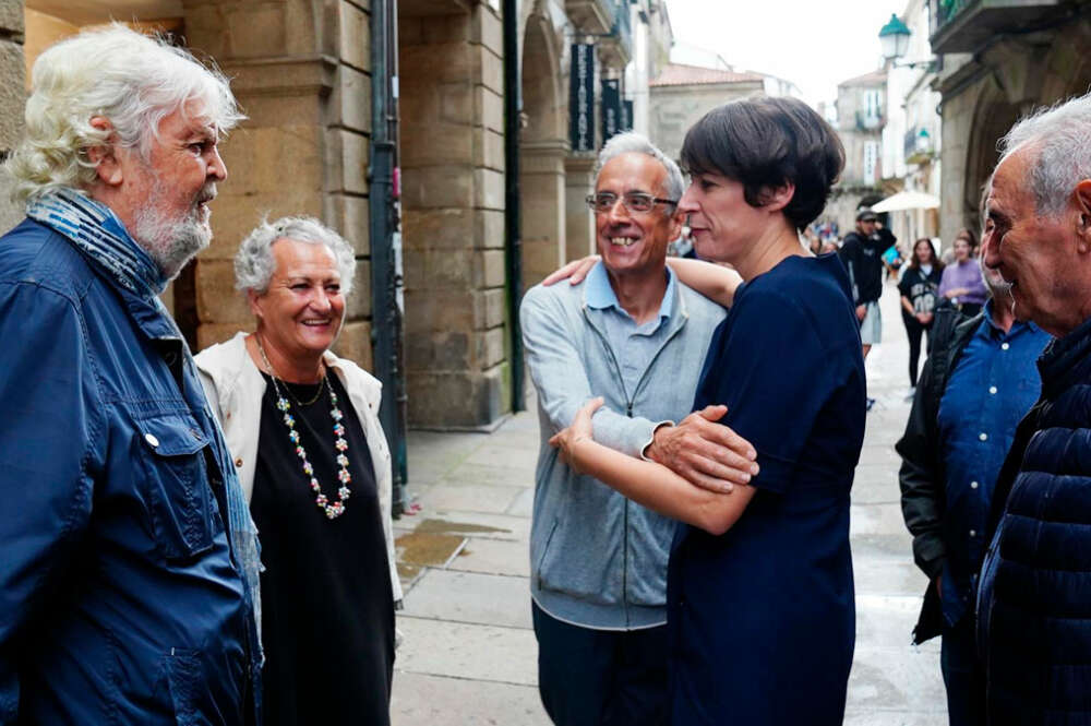 Archivo - (I-D) Los que fueran dirigentes históricos del BNG Xosé Manuel Beiras; Encarna Otero; el que fuera diputado en el Parlamento de Galicia, Suarez Canal; y la portavoz nacional del BNG, Ana Pontón