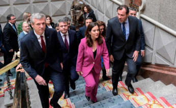 El presidente de la Xunta de Galicia, Alfonso Rueda, la alcaldesa de A Coruña, Inés Rey, y el ministro de Transportes y Movilidad Sostenible, Óscar Puente, durante la presentación del Plan Director del Corredor Atlántico