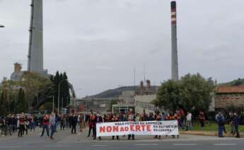 Imagen de archivo de una protesta frente a la refinería de Repsol en A Coruña