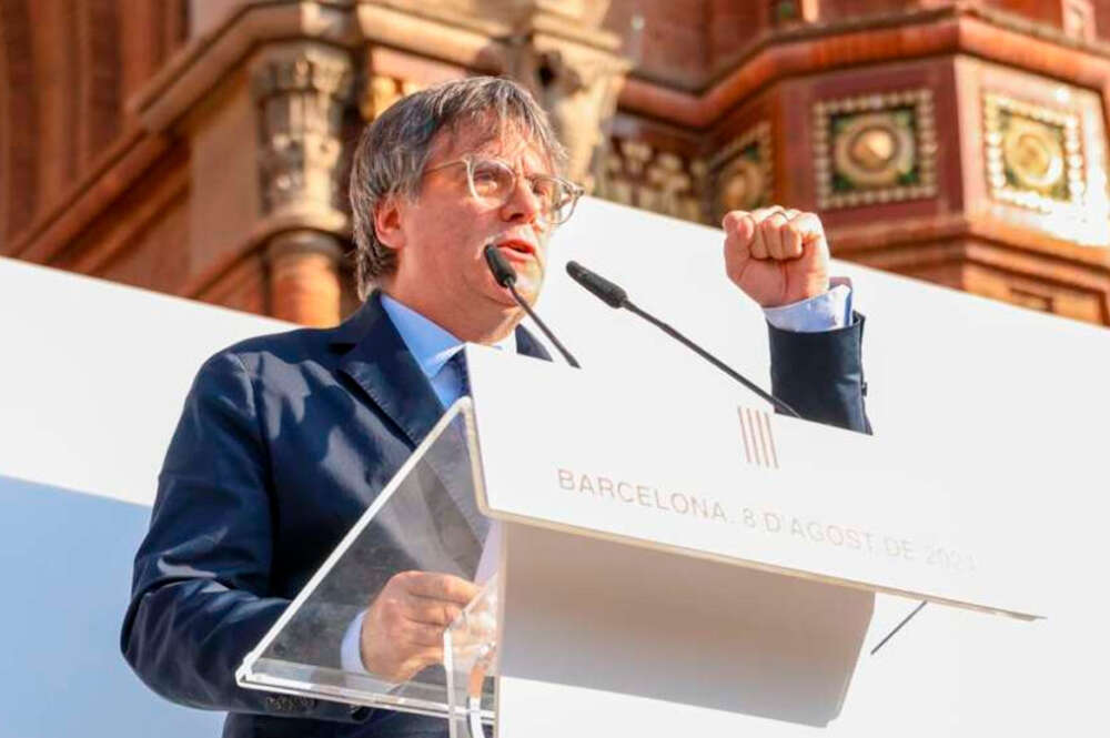 Carles Puigdemont, durante el discurso que ha hecho en Barcelona a su regreso a España