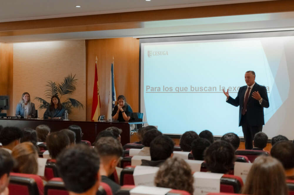 Venancio Salcines, presidente del Consejo Rector de Cesuga, durante la inauguración del curso académico 2024-25