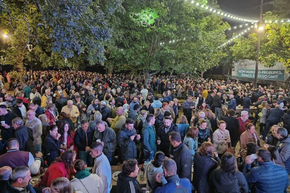 Fiesta de la Asociación de Mineiros Touro-O Pino en defensa del proyecto de Cobre San Rafael