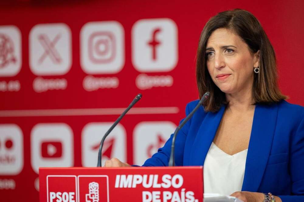 La portavoz del PSOE, Esther Peña, en una rueda de prensa en la sede nacional del partido en la calle Ferraz. - PSOE