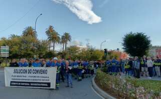 Más de 300 personas de la plantilla de Navantia Ferrol y Fene cortan el tráfico ante la Delegación del Gobierno, en A Coruña / Europa Press