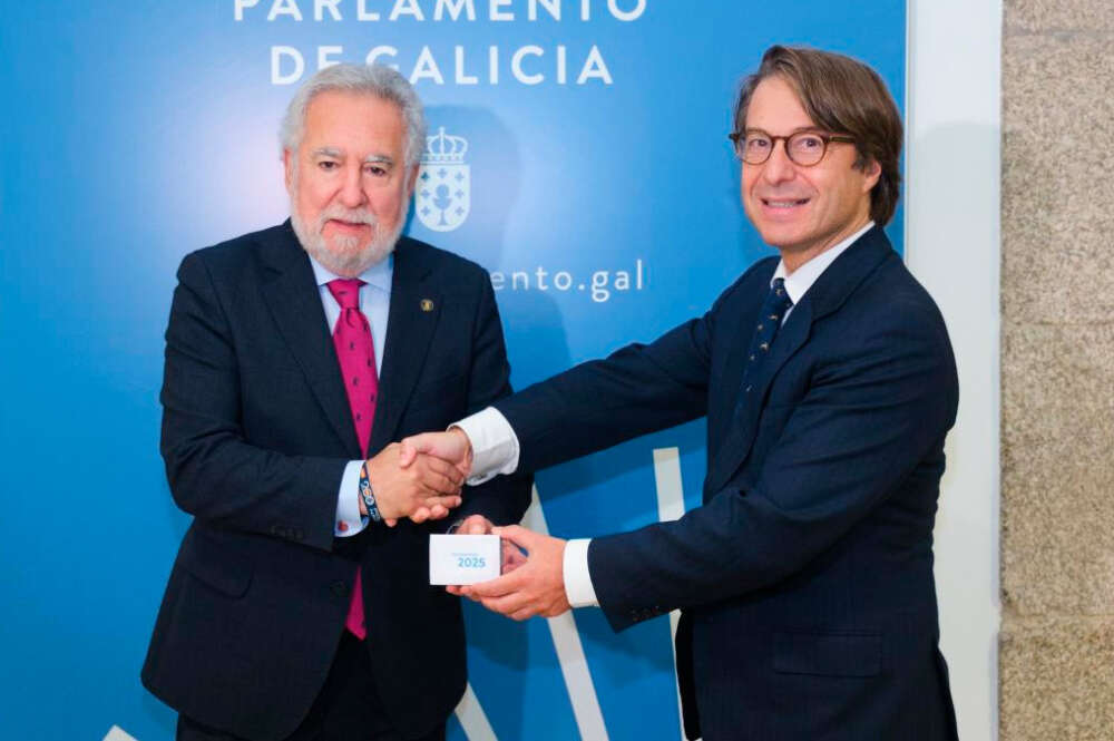 Miguel Ángel Santalices, presidente del Parlamento gallego, y Miguel Corgos, conselleiro de Facenda