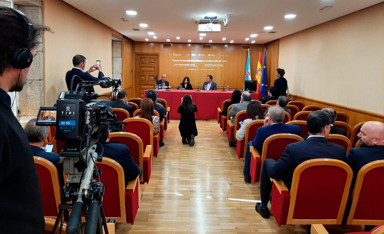 debate sobre el papel de las administraciones en el mundo rural, organizado por Economía Digital Galicia