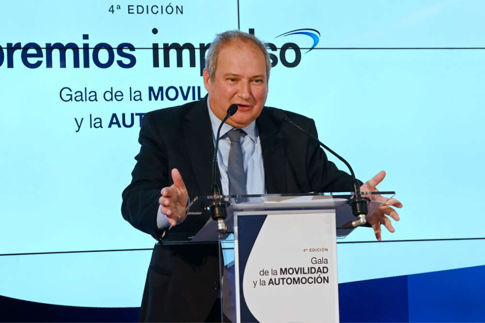 El ministro de Industria y Turismo, Jordi Hereu, interviene durante la entrega de los IV Premios Impulso a la Innovación en Movilidad Sostenible, en la Gala de la Movilidad y la Automoción, a 8 de octubre de 2024, en Zaragoza