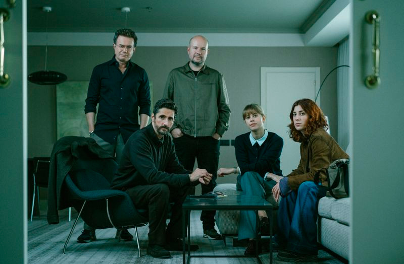 Tristán Ulloa, Juan Diego Botto, David Ulloa, Elisabet Casanovas y Elena Martín.