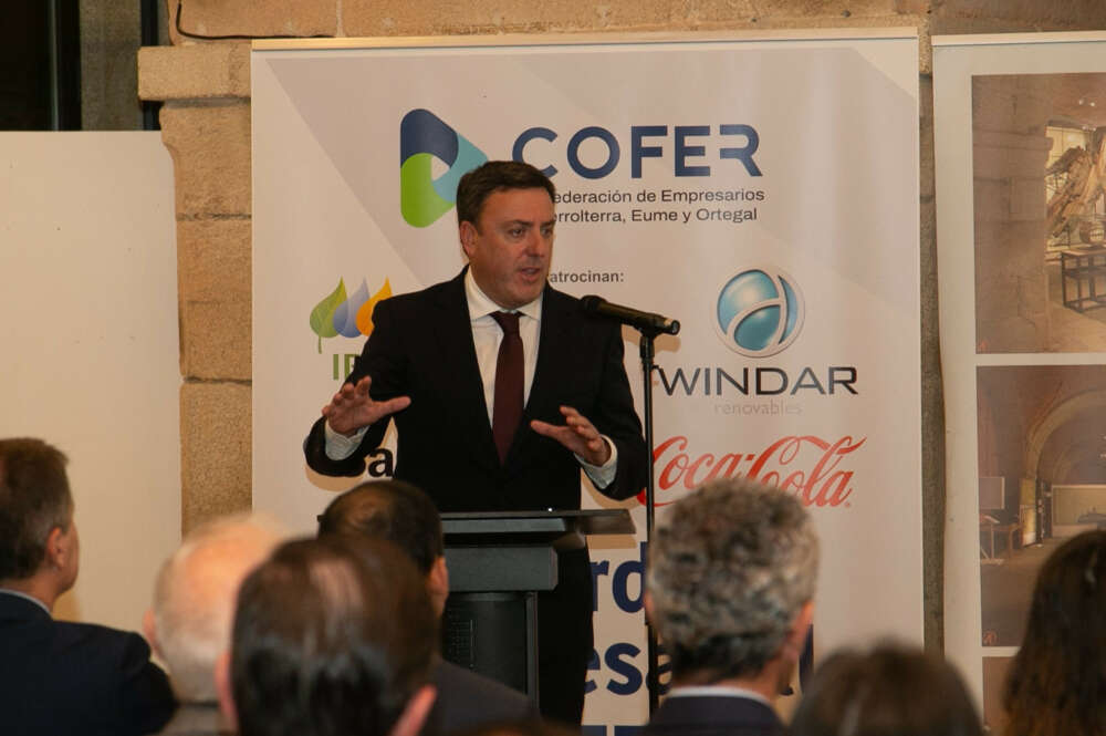 Valentín González Formoso durante su intervención en el acto de entrega del Galardón Empresarial Cofer a Megasa