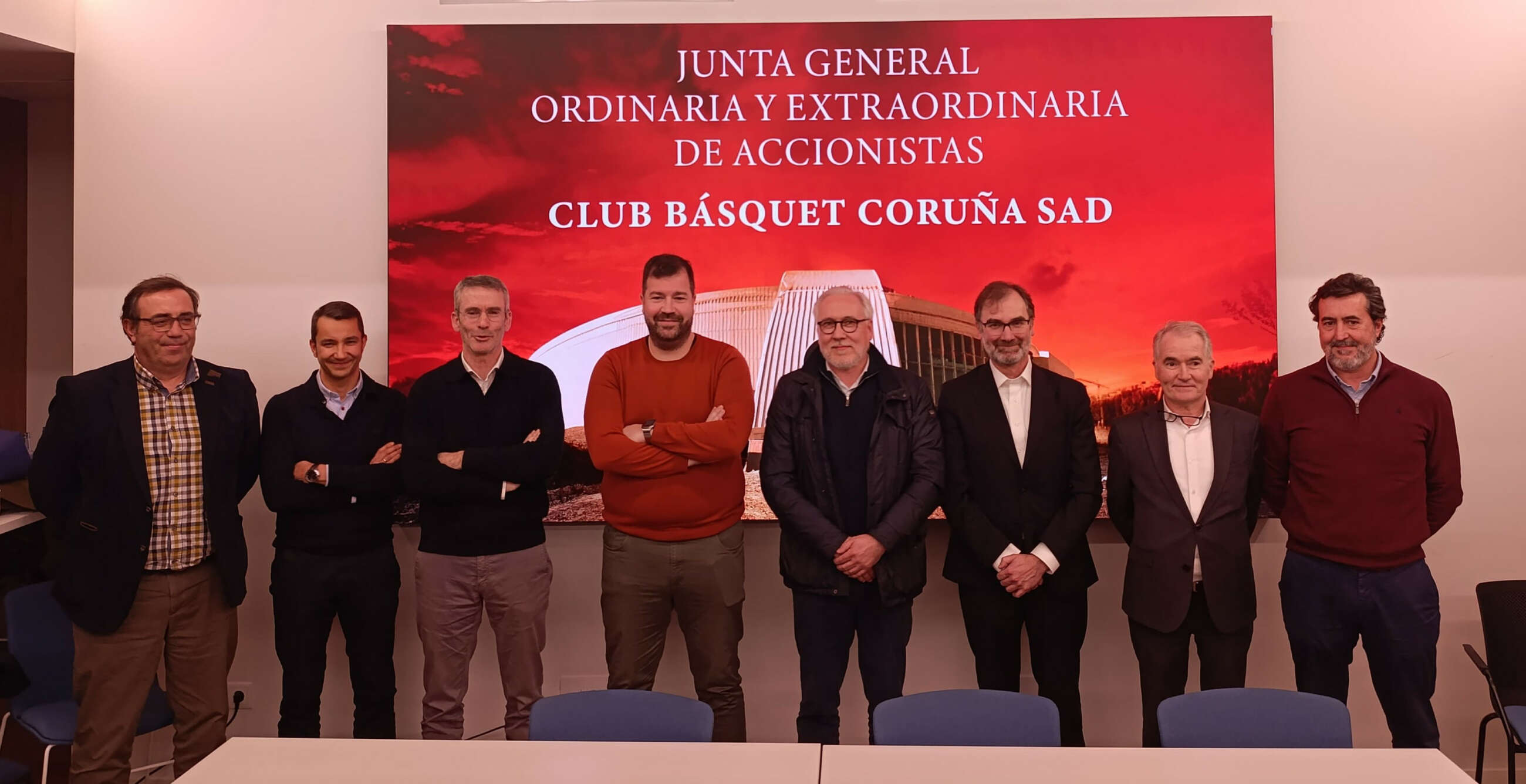 Nuevo consejo de administración del Leyma Basquet Coruña, presidido por Pablo de Amallo