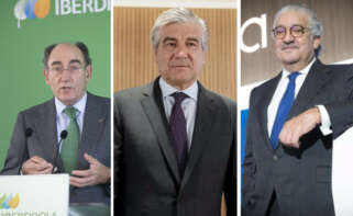 De izquierda a derecha, Ignacio Sánchez Galán (Iberdrola), Francisco Reynés (Naturgy), y José Bogas (Endesa)