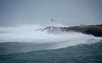 Mar embravecido en la costa de Ribadeo