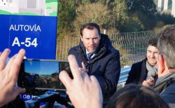 Óscar Puente, en la inauguración del tramo Palas de Rei-Melide, en la autovía entre Santiago y Lugo