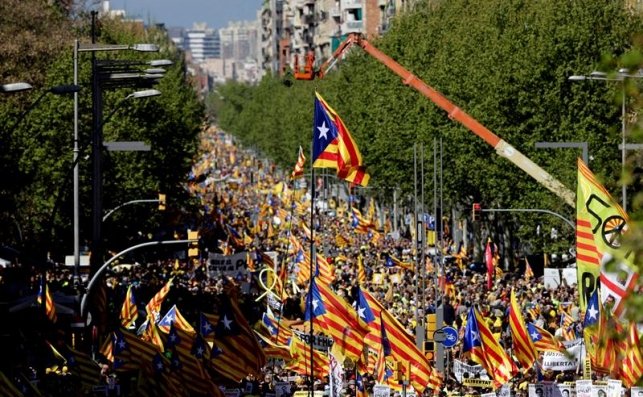 Manifestación del domingo en Barcelona "por los derechos y libertades" / EFE