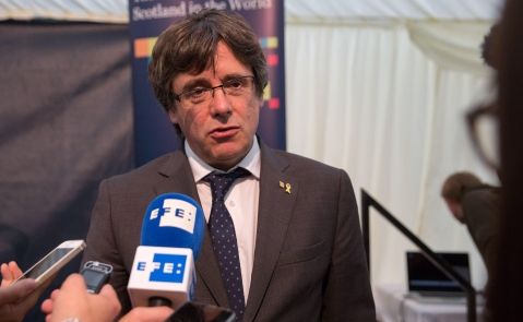 Carles Puigdemont en una rueda de prensa a su llegada al foro Beyond Borders, en Escocia, el 26 de agosto de 2018. Foto: EFE/RP