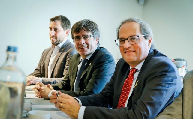 Comín, Puigdemont y Torra, en la reunión celebrada este lunes en Waterloo. EFE