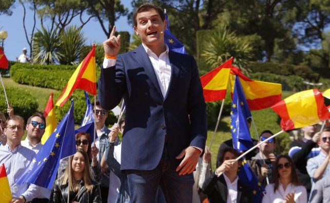 El presidente de Ciudadanos, Albert Rivera, en un encuentro en Zaragoza en el que avanzó su plan para repoblar España, el 24 de marzo. Foto: EFE/JCS