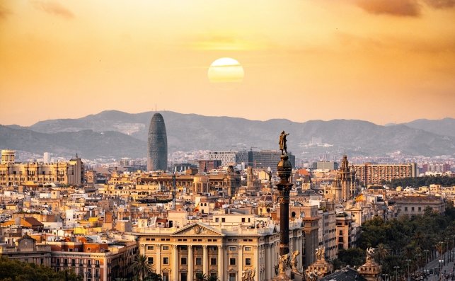 Cuento de Navidad. En la imagen, la ciudad de Barcelona. Foto: Aleksandar Pasaric/Pexels