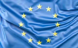 Bandera de la Unión Europea. Foto: Freepik.