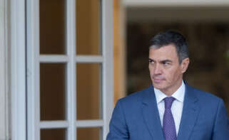 (Foto de ARCHIVO) El presidente del Gobierno, Pedro Sánchez, sale a recibir al presidente de la Xunta de Galicia, en el Complejo de La Moncloa, a 20 de septiembre de 2024, en Madrid (España). Sánchez arranca hoy, 20 de septiembre, una ronda de reuniones bilaterales con los presidentes autonómicos, comenzando con Imanol Pradales, Alfonso Rueda y Juanma Moreno, con el foco puesto en la financiación autonómica, y otros asuntos como inmigración, infraestructuras, inversiones o el debate territorial. Alberto Ortega / Europa Press 20 SEPTIEMBRE 2024;ALFONSO RUEDA;XUNTA;GALICIA 20/9/2024