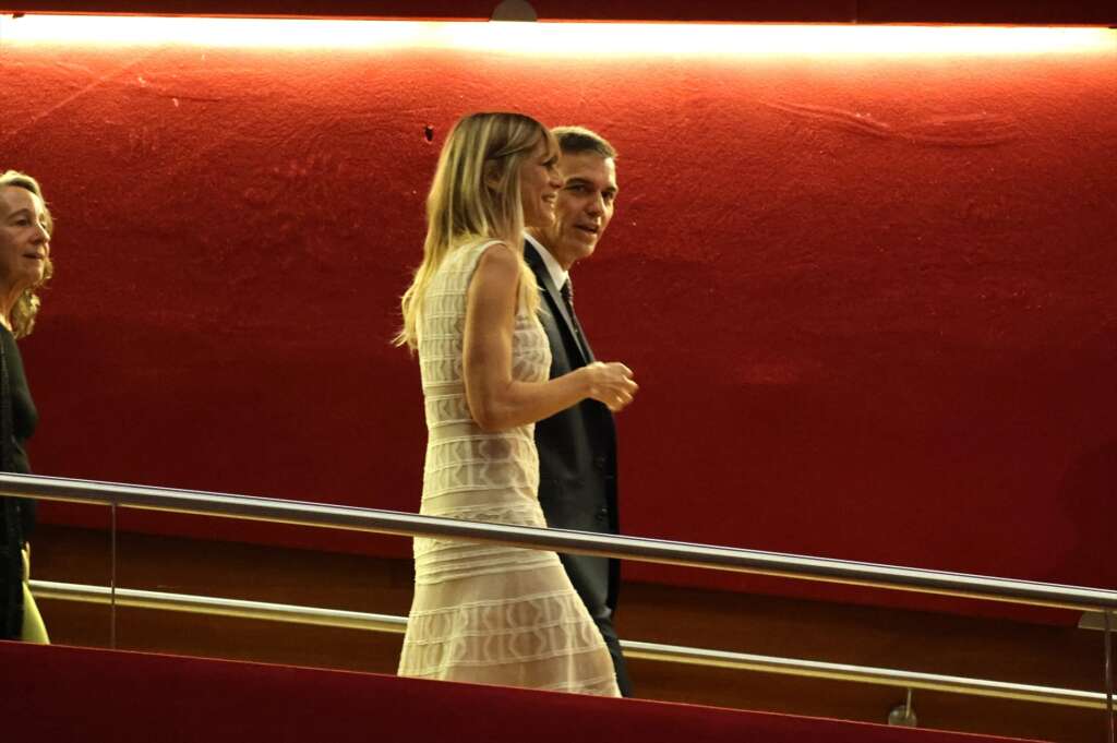 El presidente del Gobierno, Pedro Sánchez, y su mujer, Begoña Gómez. Foto: Raúl Terrel / Europa Press